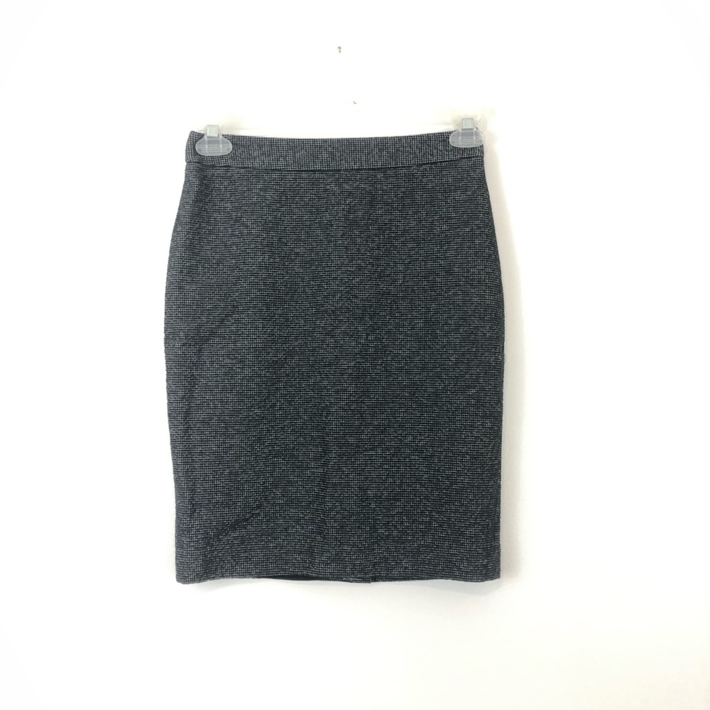 NWOT ann Taylor pencil skirt. Career wear. Tweed.